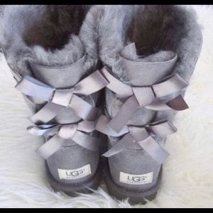 Uggs gray with lace bows on back